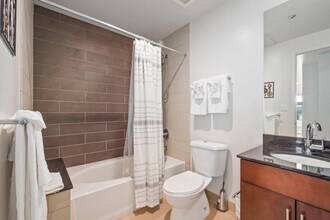 911 15th St in Denver, CO - Building Photo - Building Photo