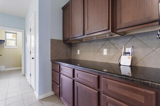 Beautifully updated home in a peaceful Geo in Georgetown, TX - Building Photo - Building Photo