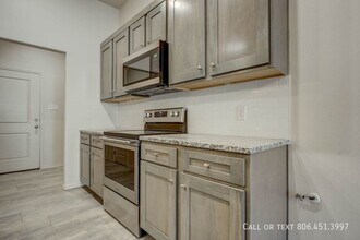 1256 N 7th St in Wolfforth, TX - Building Photo - Building Photo
