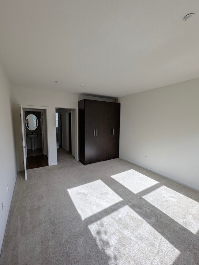 816 Gaspar Vis, Unit 816 in San Jose, CA - Building Photo - Building Photo