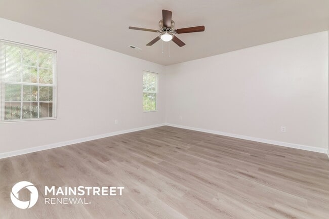 3445 Kernstown Dr in Raleigh, NC - Foto de edificio - Building Photo