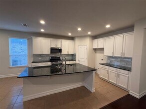 2341 Leeward Pl in Little Elm, TX - Building Photo - Building Photo