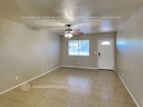 7844 E Glade Ave in Mesa, AZ - Building Photo - Building Photo