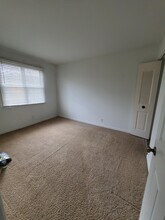 1724 Canary Cove, Unit 1724 Canary Cove in Brentwood, MO - Building Photo - Building Photo