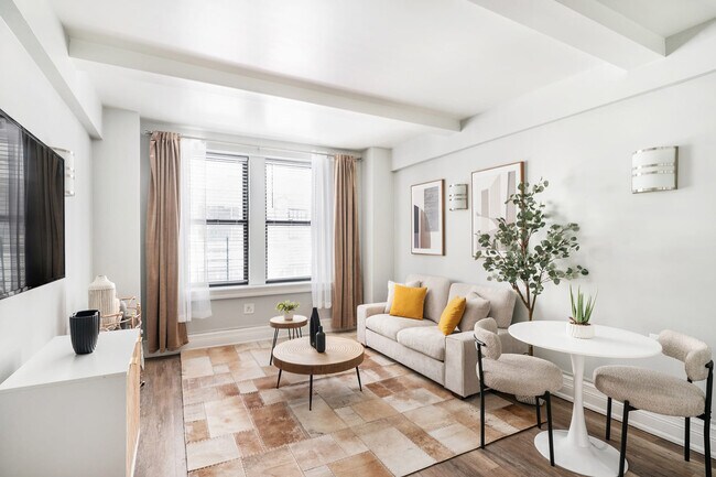 238 W 73rd St