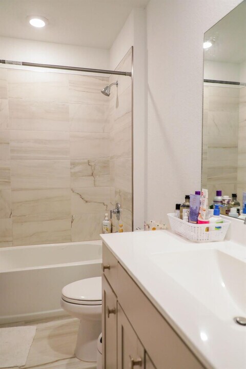 148 SE 5th Ct in Deerfield Beach, FL - Building Photo