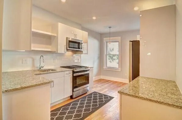 326 Chelsea St in Boston, MA - Building Photo - Building Photo