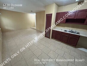 6820 Oldham in San Antonio, TX - Building Photo - Building Photo