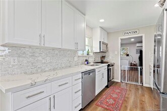 407 Glover St in Lake Charles, LA - Building Photo - Building Photo