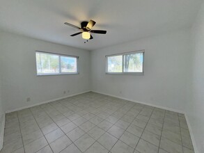 412 NE Eller St in Deerfield Beach, FL - Building Photo - Building Photo