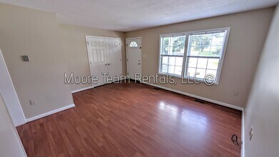 1103 Maple St in Hendersonville, NC - Building Photo - Building Photo