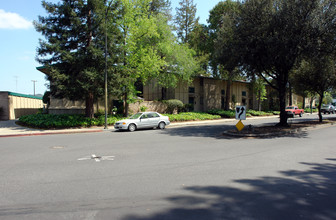 Los Gatos Apartments in Los Gatos, CA - Building Photo - Building Photo