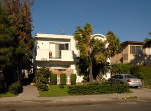 2035 Garth Ave in Los Angeles, CA - Building Photo - Building Photo