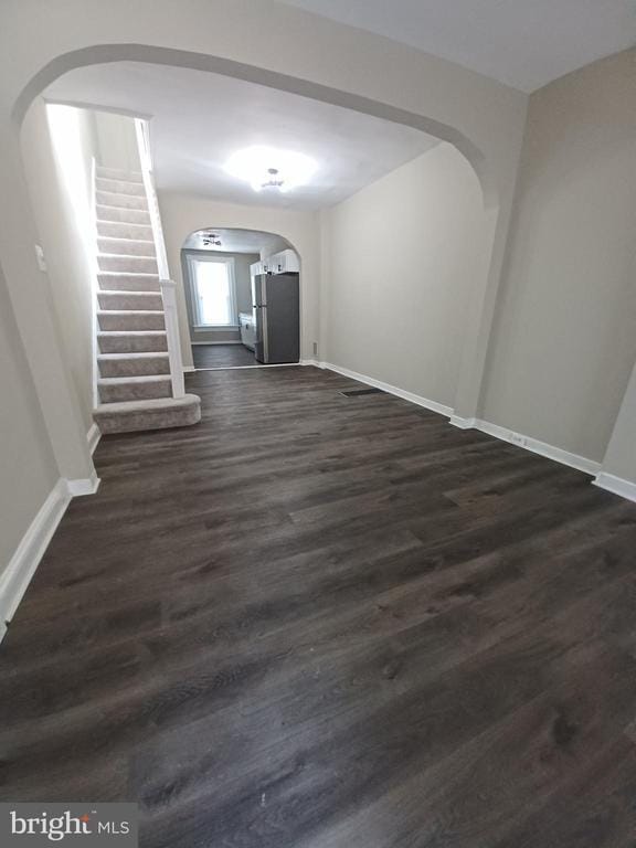 property at 711 N Streeper St