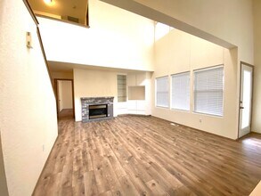 4301 Beaumont Ln SE in Lacey, WA - Building Photo - Building Photo