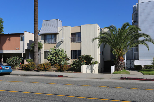 1119 E Wilson Ave in Glendale, CA - Building Photo - Building Photo