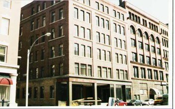 108-114 Lincoln St in Boston, MA - Building Photo - Building Photo