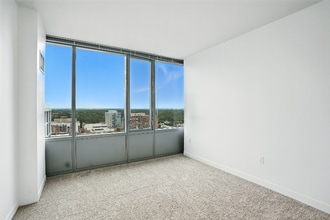 164 Forest Ave in Oak Park, IL - Foto de edificio - Building Photo