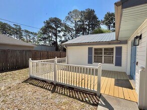 4254 Lancaster Dr in Niceville, FL - Building Photo - Building Photo