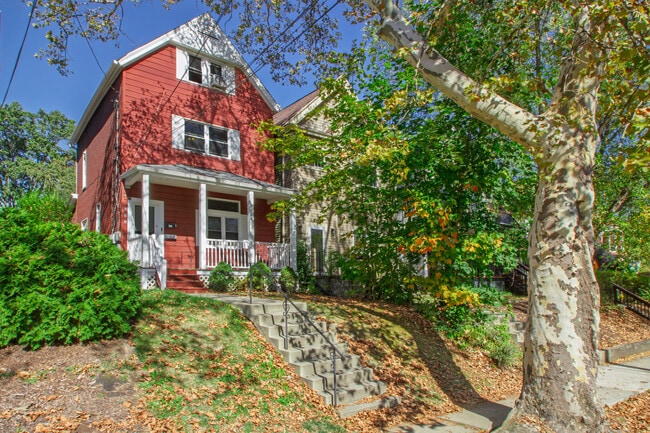 307 Biddle Ave, Unit 2