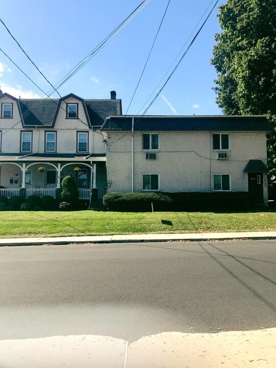 1832 Horace Ave, Unit Apt C in Abington, PA - Foto de edificio