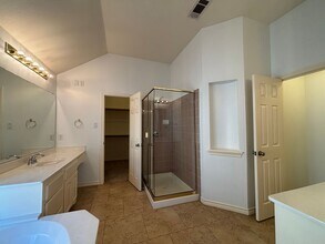 10640 Line Berry Ln in Frisco, TX - Building Photo - Building Photo