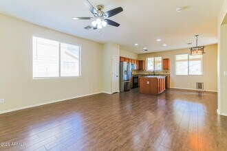 1554 E Prickly Pear Pl in Casa Grande, AZ - Building Photo - Building Photo