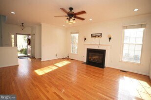 23293 Misty Pond Ln in California, MD - Building Photo