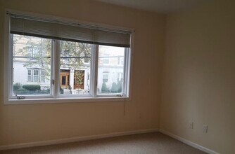 60 Longwood Ave, Unit 2B in Brookline, MA - Foto de edificio - Building Photo