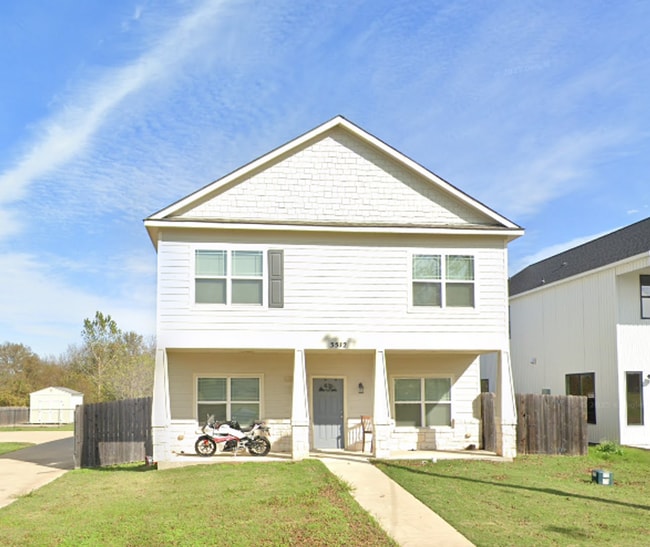 property at 3512 S 4th St