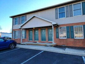 1543 Lincoln Heights Ave in Ephrata, PA - Building Photo