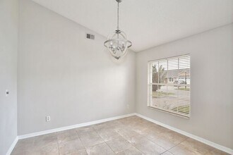 1933 Gamboge Dr in Orlando, FL - Building Photo - Building Photo