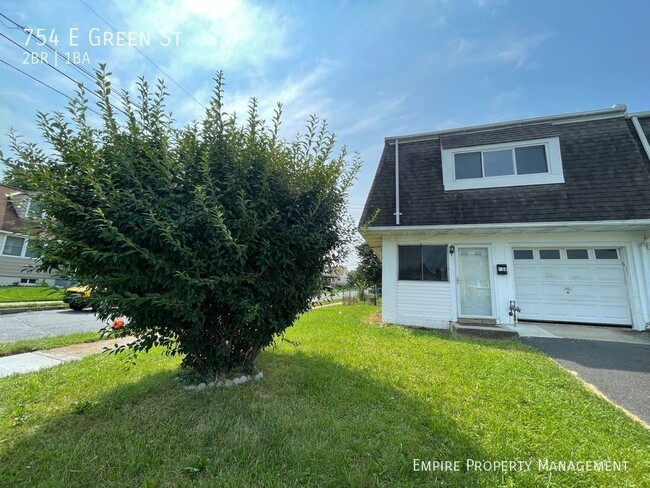 property at 754 E Green St