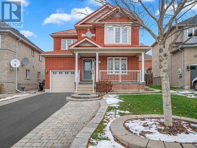 104 William Booth Ave in Newmarket, ON - Building Photo - Building Photo