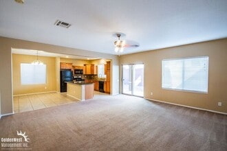 10730 La Florentina Ave in Las Vegas, NV - Building Photo - Building Photo