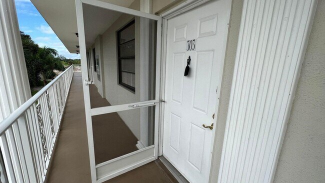 property at 6097 Balboa Cir