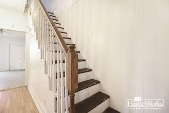 415 E Broadway St-Unit -B-2 in Mishawaka, IN - Building Photo - Building Photo