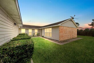 1815 Millbury Dr in Missouri City, TX - Building Photo - Building Photo