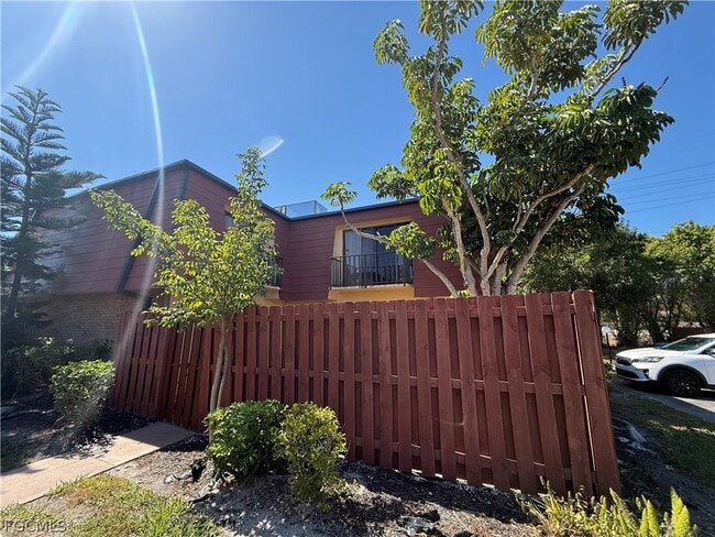 property at 1520 Park Meadows Dr