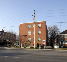 Don Avon Manor in Toronto, ON - Building Photo - Building Photo