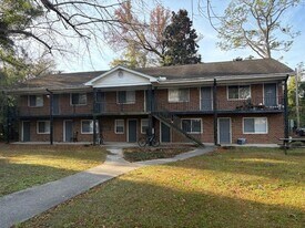 904 E 14th St in Greenville, NC - Building Photo