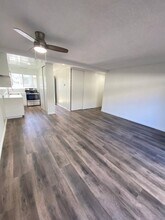 311 S Primrose Ave in Monrovia, CA - Foto de edificio - Building Photo