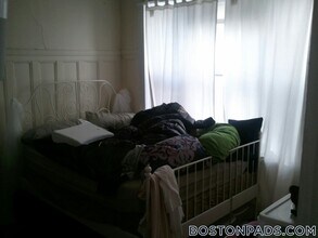 447 Park Dr in Boston, MA - Building Photo - Building Photo