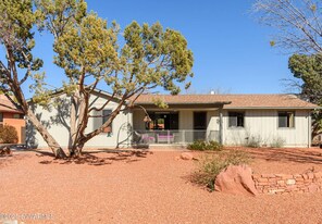 175 Creek Rock Rd in Sedona, AZ - Building Photo