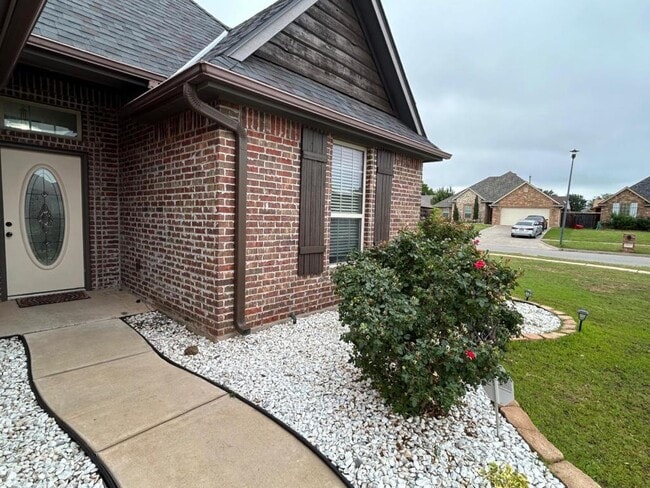 5701 NW Valor Ave in Lawton, OK - Building Photo - Building Photo