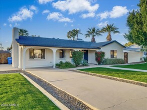 4130 N 47th St in Phoenix, AZ - Building Photo - Building Photo