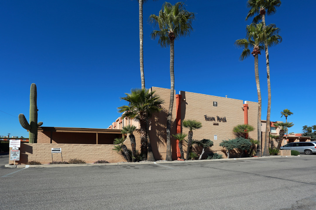 2875 N Tucson Blvd in Tucson, AZ - Building Photo