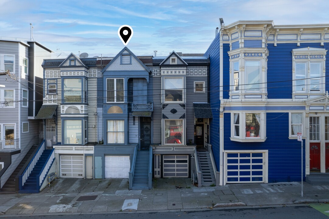 1181 Oak St in San Francisco, CA - Building Photo