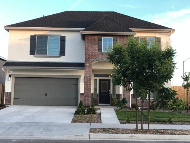 property at 2047 W Sunnyview Ave