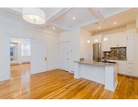 15 Temple St, Unit 1 in Boston, MA - Building Photo - Building Photo